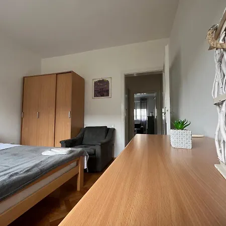 Mickitos Square Appartement