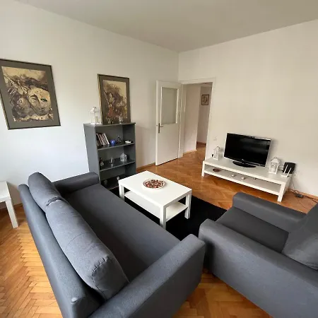 Apartamento Mickitos Square *