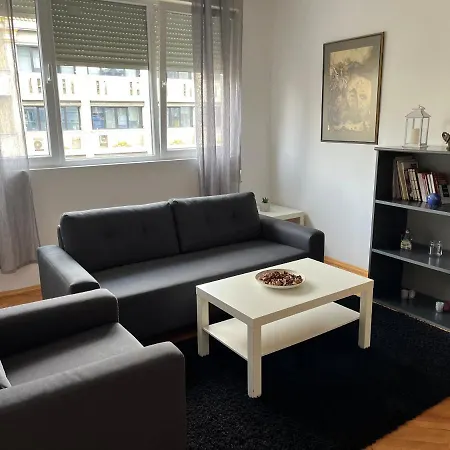 Mickitos Square Διαμέρισμα *