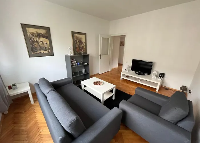 Apartman Mickitos Square *