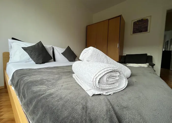 Mickitos Square Szkopje